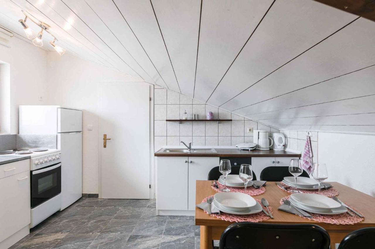 Apartment In Crikvenica 39210 Ngoại thất bức ảnh
