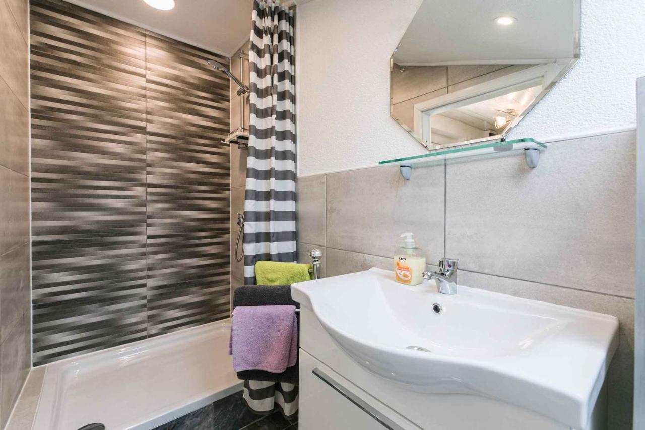 Apartment In Crikvenica 39210 Ngoại thất bức ảnh